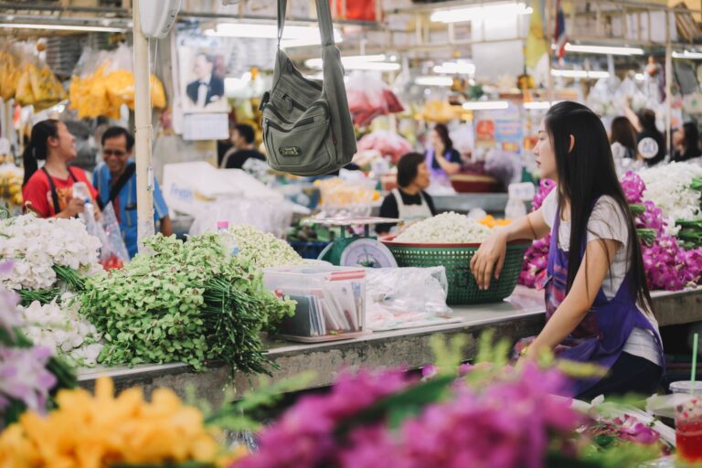 Navigating Chatuchak Market’s Aquatic Alleys