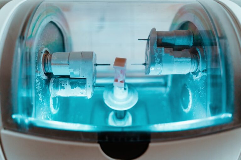 Conquering Green Water: The Ultimate Guide to Using a UV Sterilizer